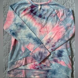 Tie-dye long sleeve women’s top